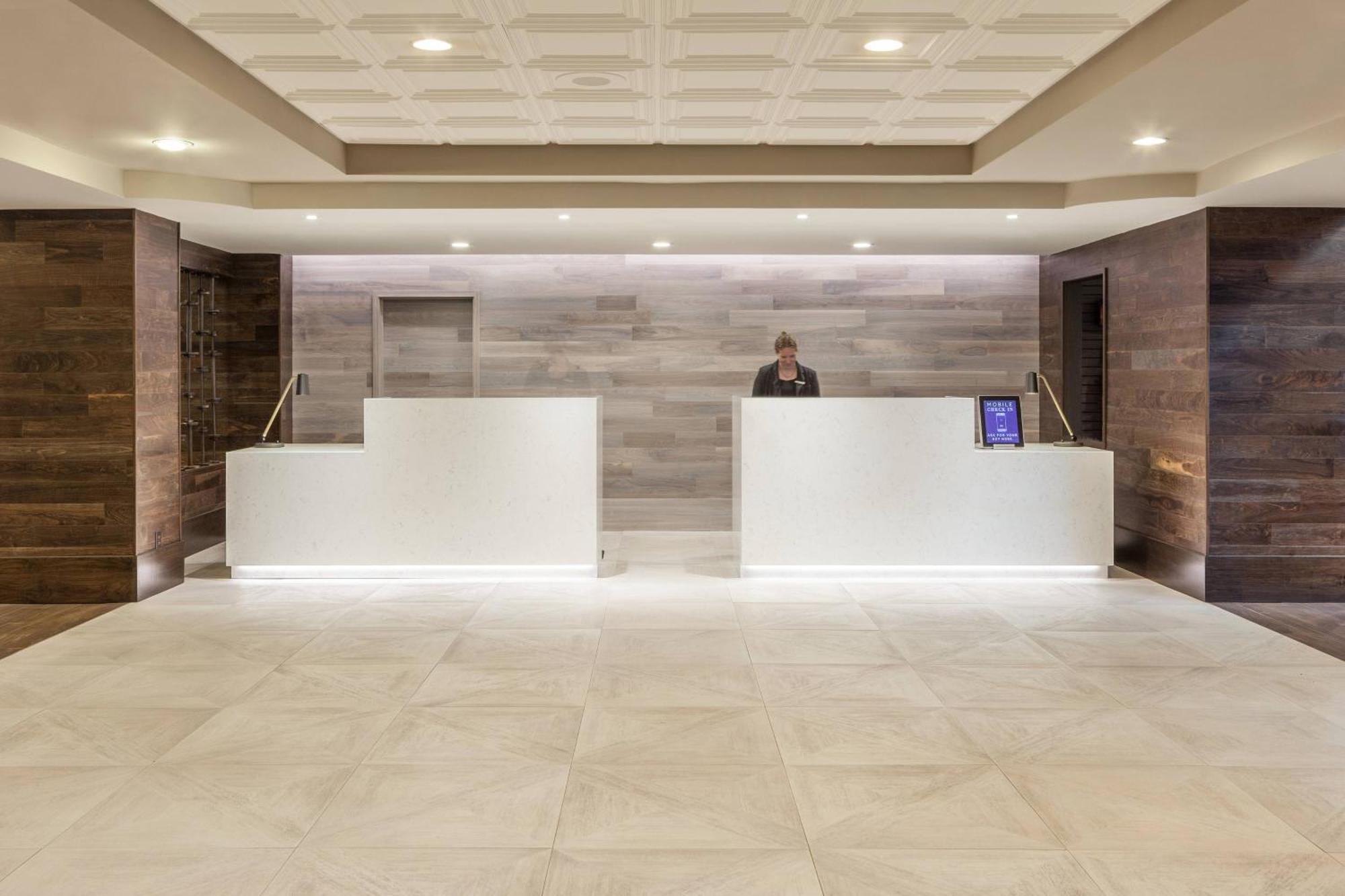 Marriott Savannah Riverfront Interior foto